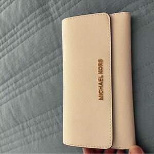 Michael Kors white  Clutch with Gold Logo